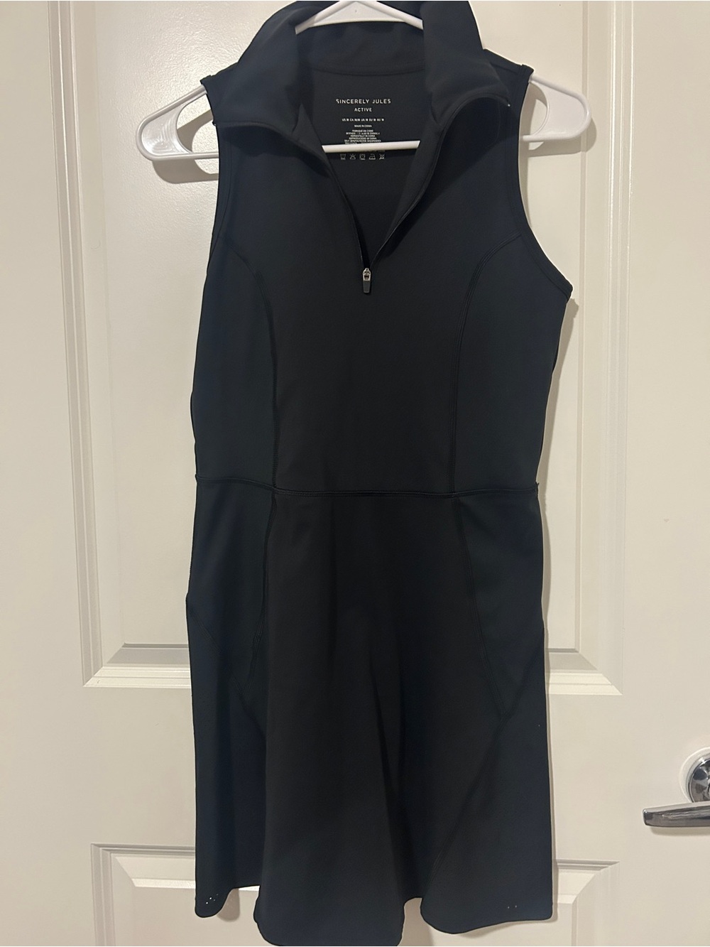 Sincerly Jules Black Sleeveless Zip-Front Active One-Piece